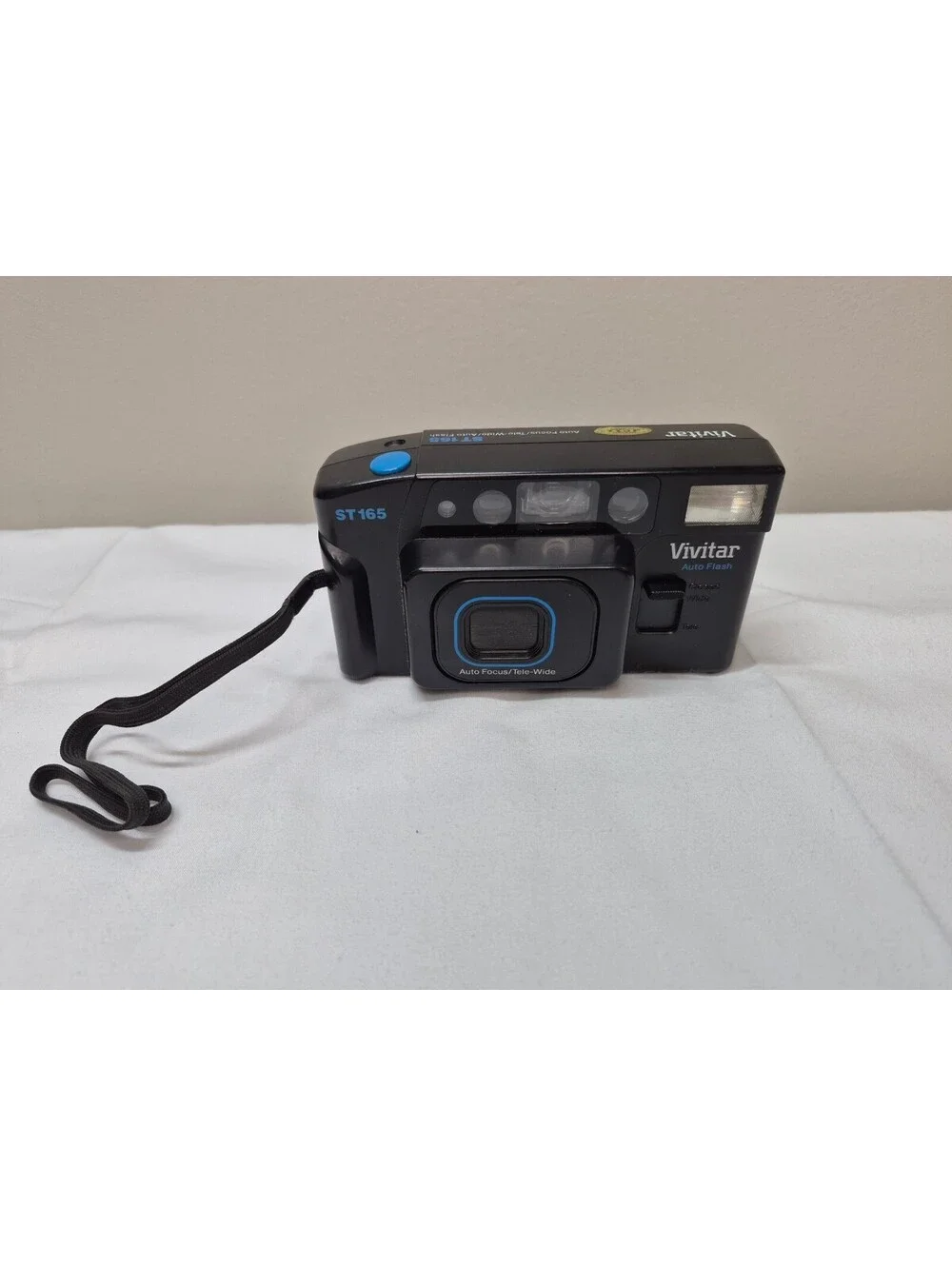 Vivitar ST165 Auto Focus Tele-Wide 35mm Film Camera with Auto Flash J39